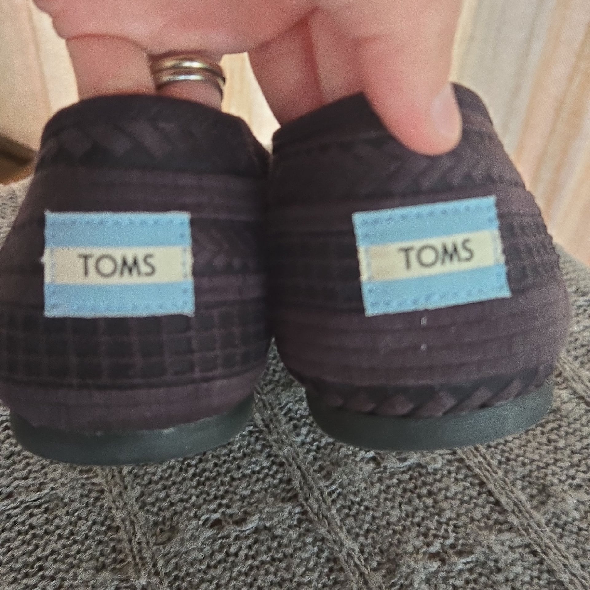 TOMS - Women's Black Lace Alpargata Slip-On Shoes - Size 9.5 4