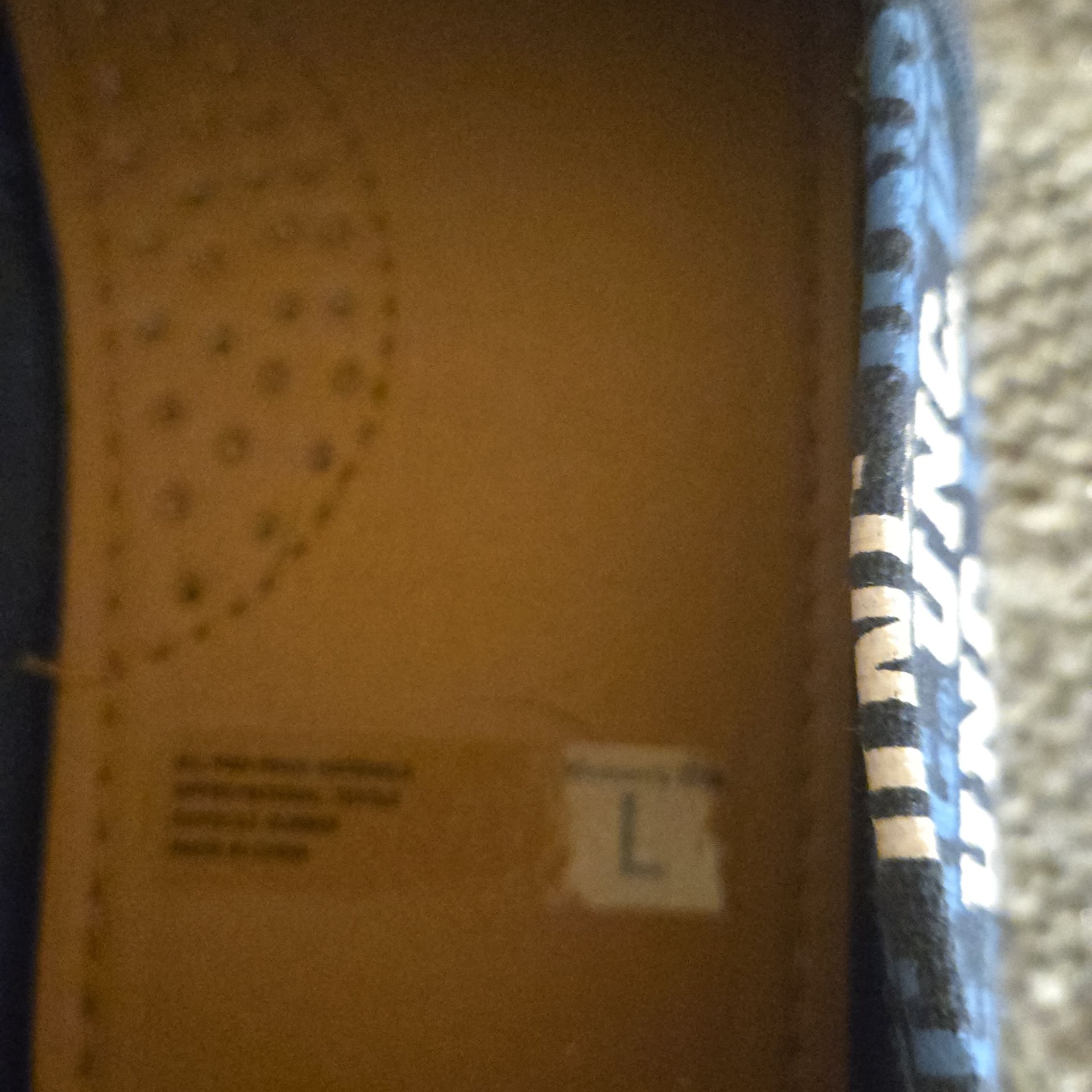 NEW - North Carolina Tar Heels NCAA Womens Stripe Canvas Shoes - Size L 6