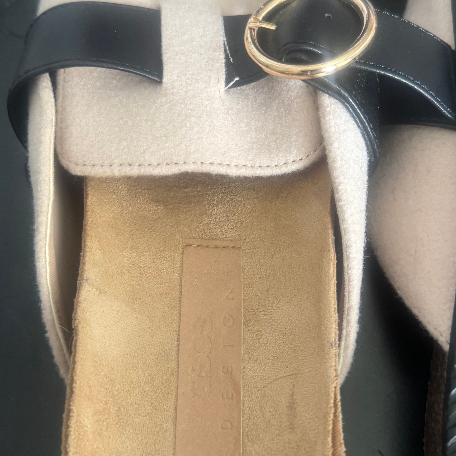 ASOS mule clogs in cream Size 8 5