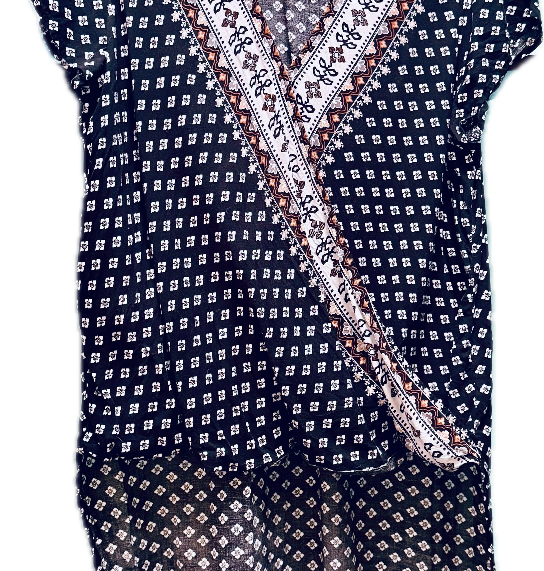 Express Black & White Floral Geometric High-Low Faux Wrap Blouse, Size M 3