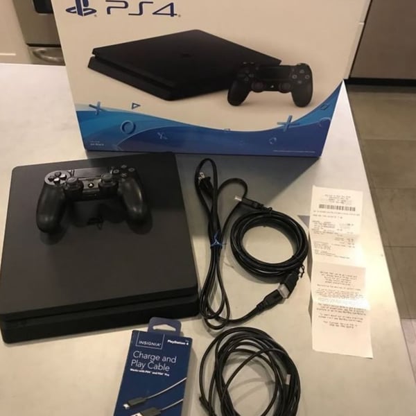 PS4 slim console + PSVR headset Mega Bundle
