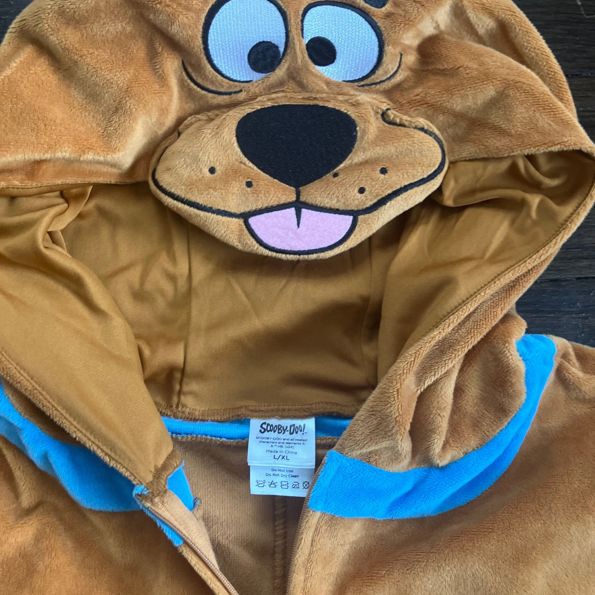 Adult Scooby-Doo Jumpsuit Costume 4