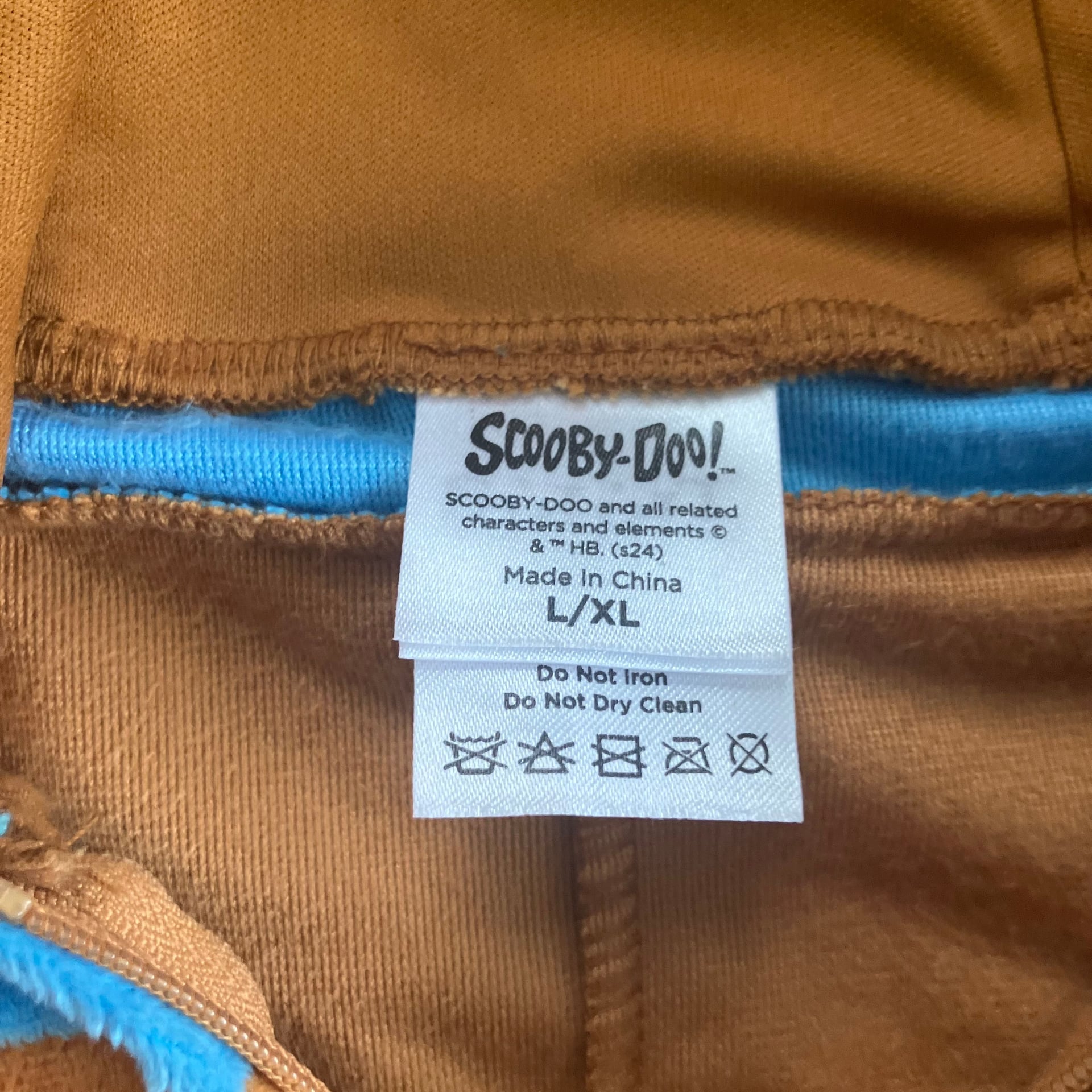 Adult Scooby-Doo Jumpsuit Costume 3
