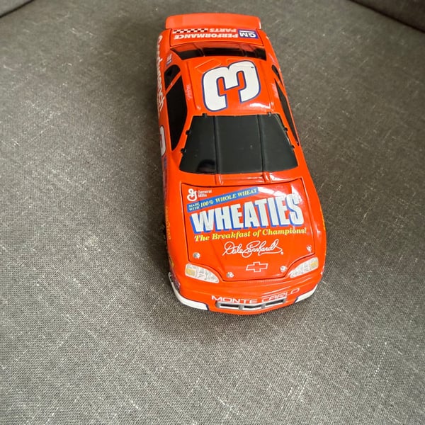 1997 Dale Earnhardt Sr #3 Goodwrench Wheaties Monte Carlo 1:24 Diecast Car