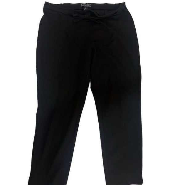 NY&C Black Belted Dressy Capri Pants
