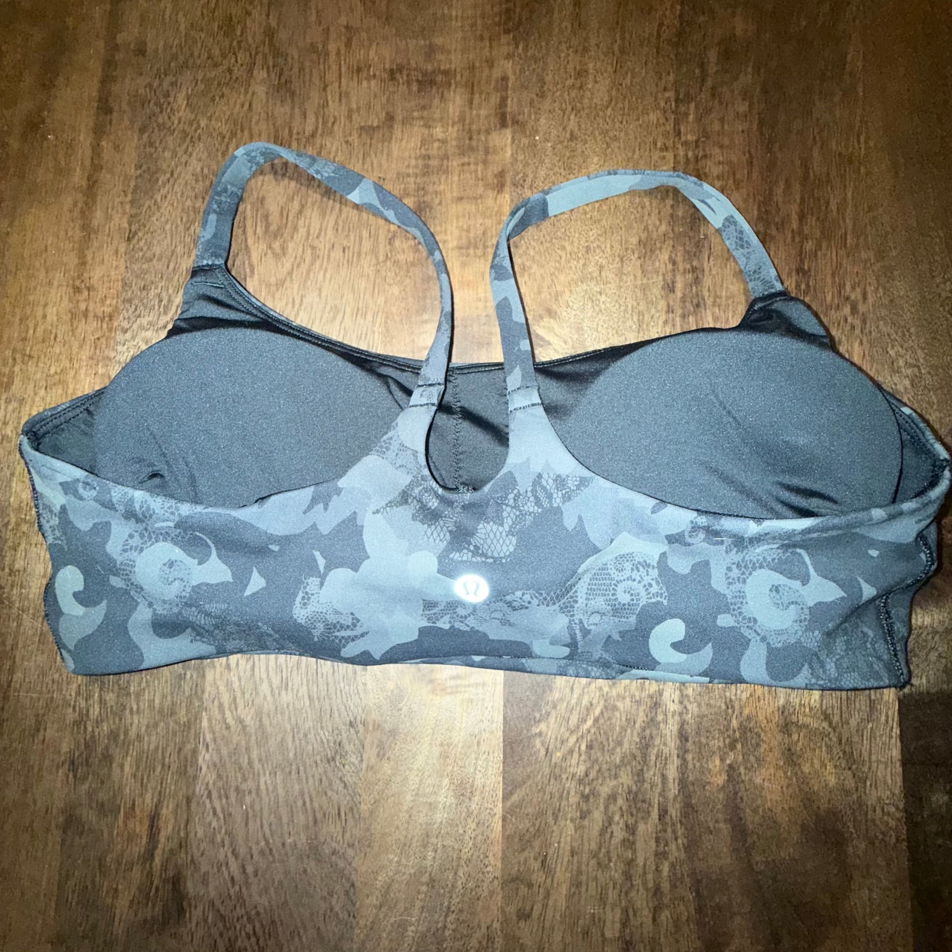 Lululemon Flow Y Bra Black Camo Light Support Nulu 2