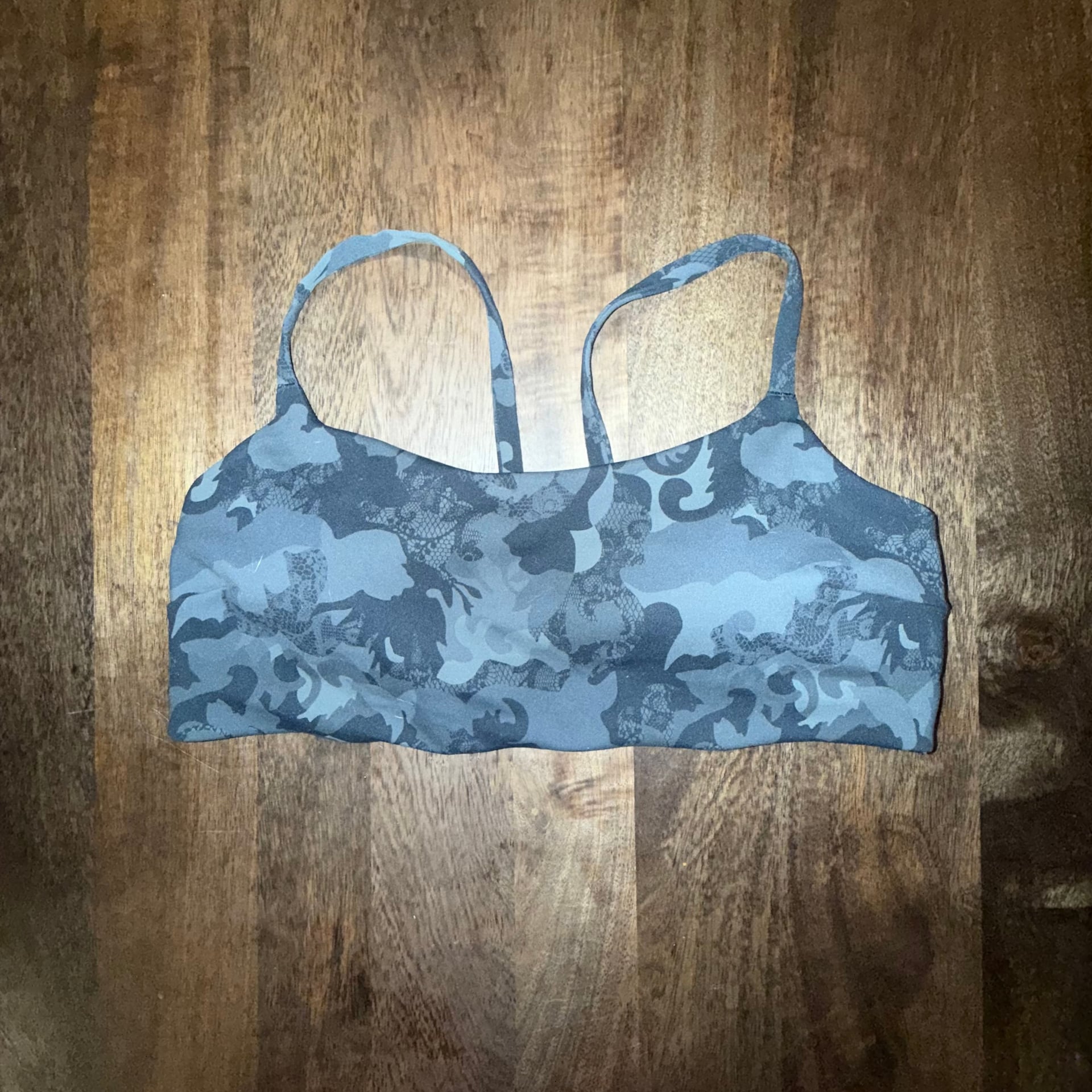 Lululemon Flow Y Bra Black Camo Light Support Nulu 3