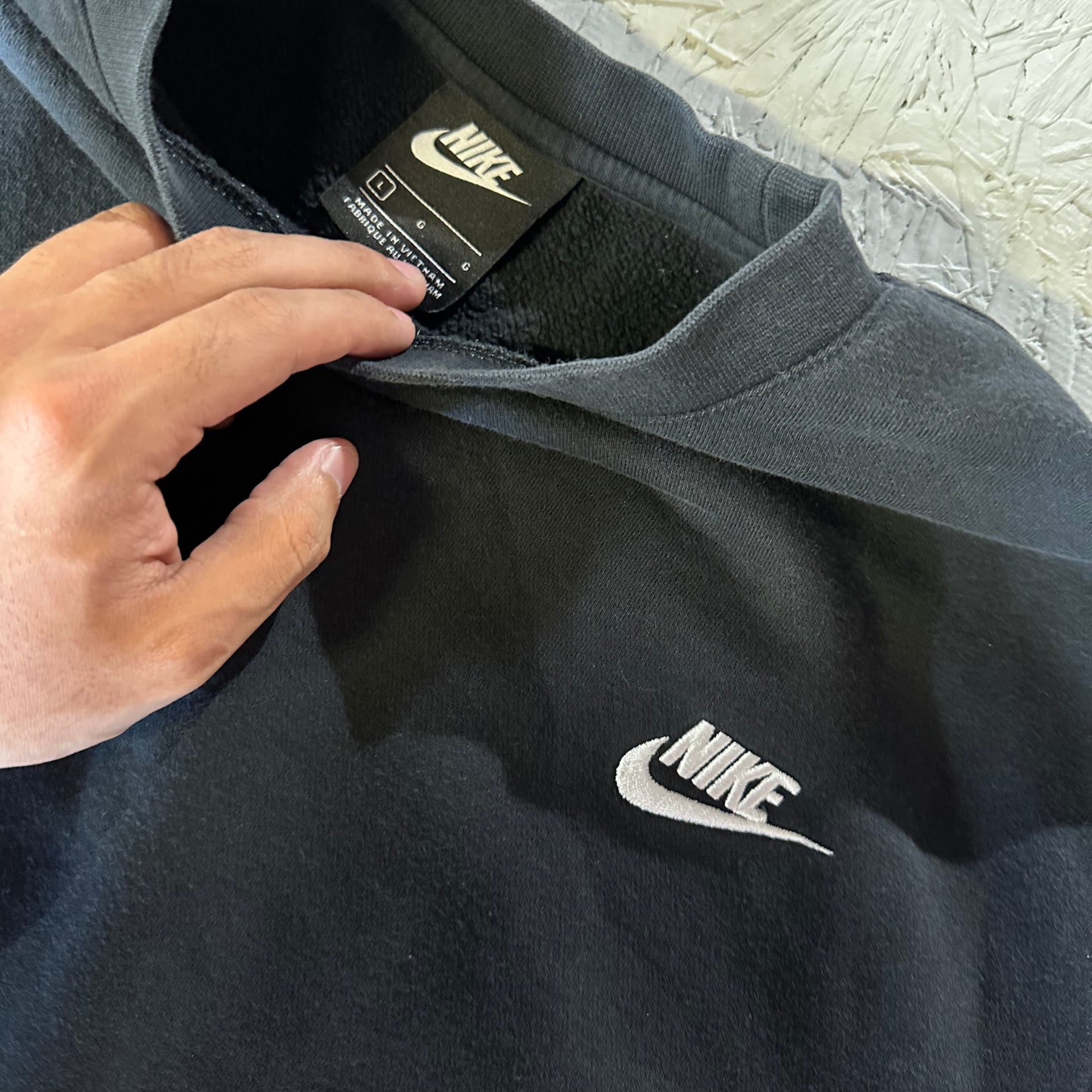 Nike Mini Swoosh Embroidered Crewneck Sweatshirt Black 2