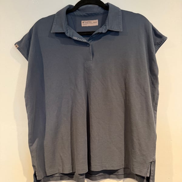 Figs Tailored Scrubs Navy Blue Polo Shirt Size Medium