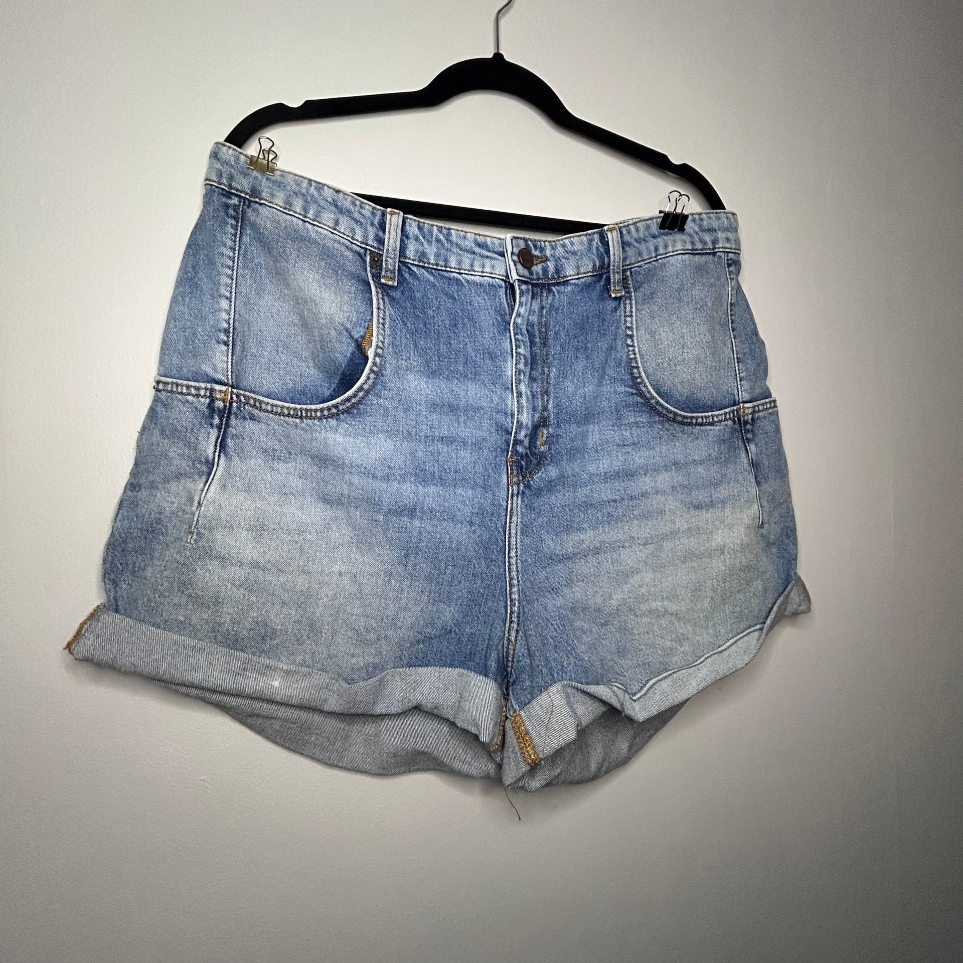 Product thumbnail 6