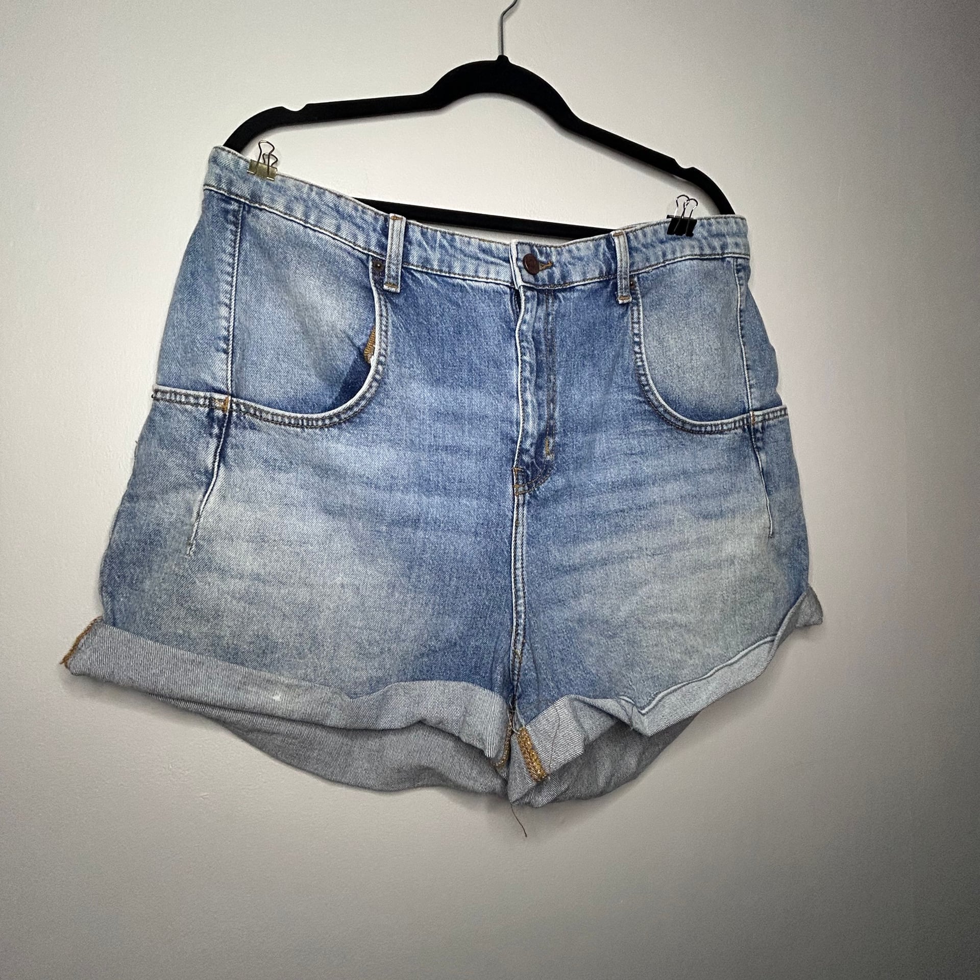 Product thumbnail 5