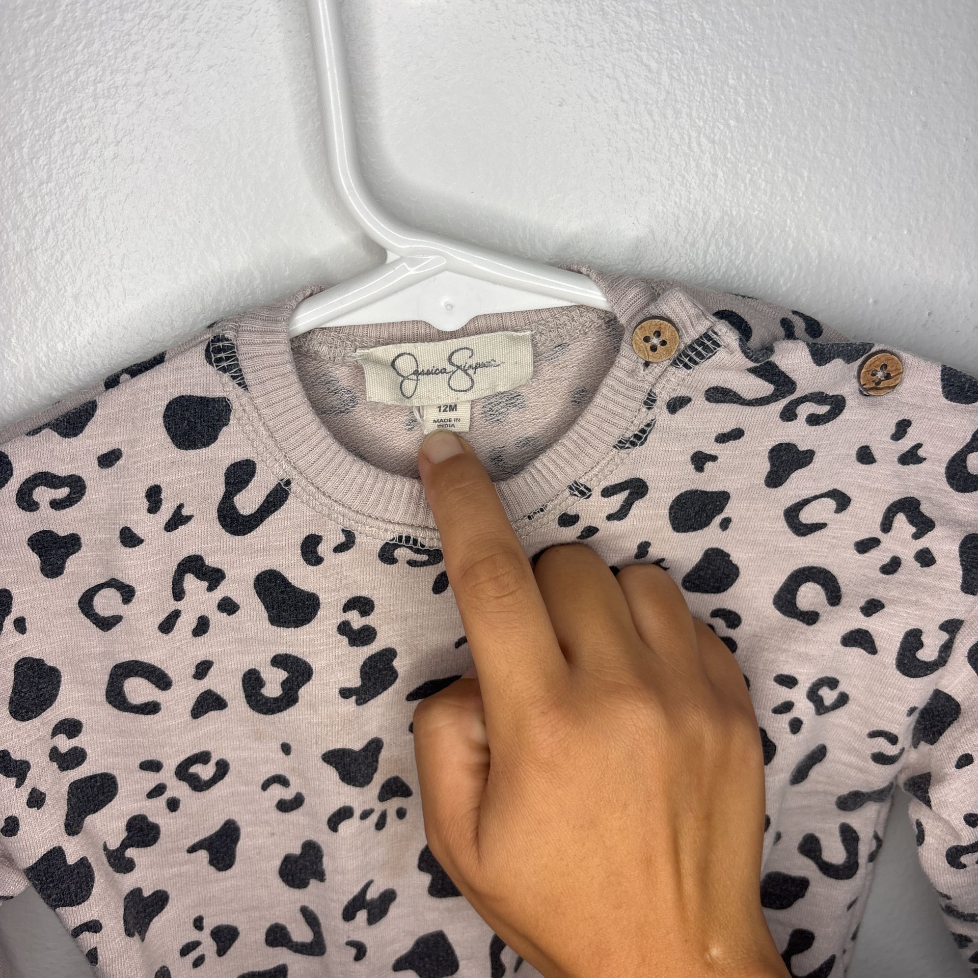 Jessica Simpson Leopard Print Cropped Sweatshirt 5