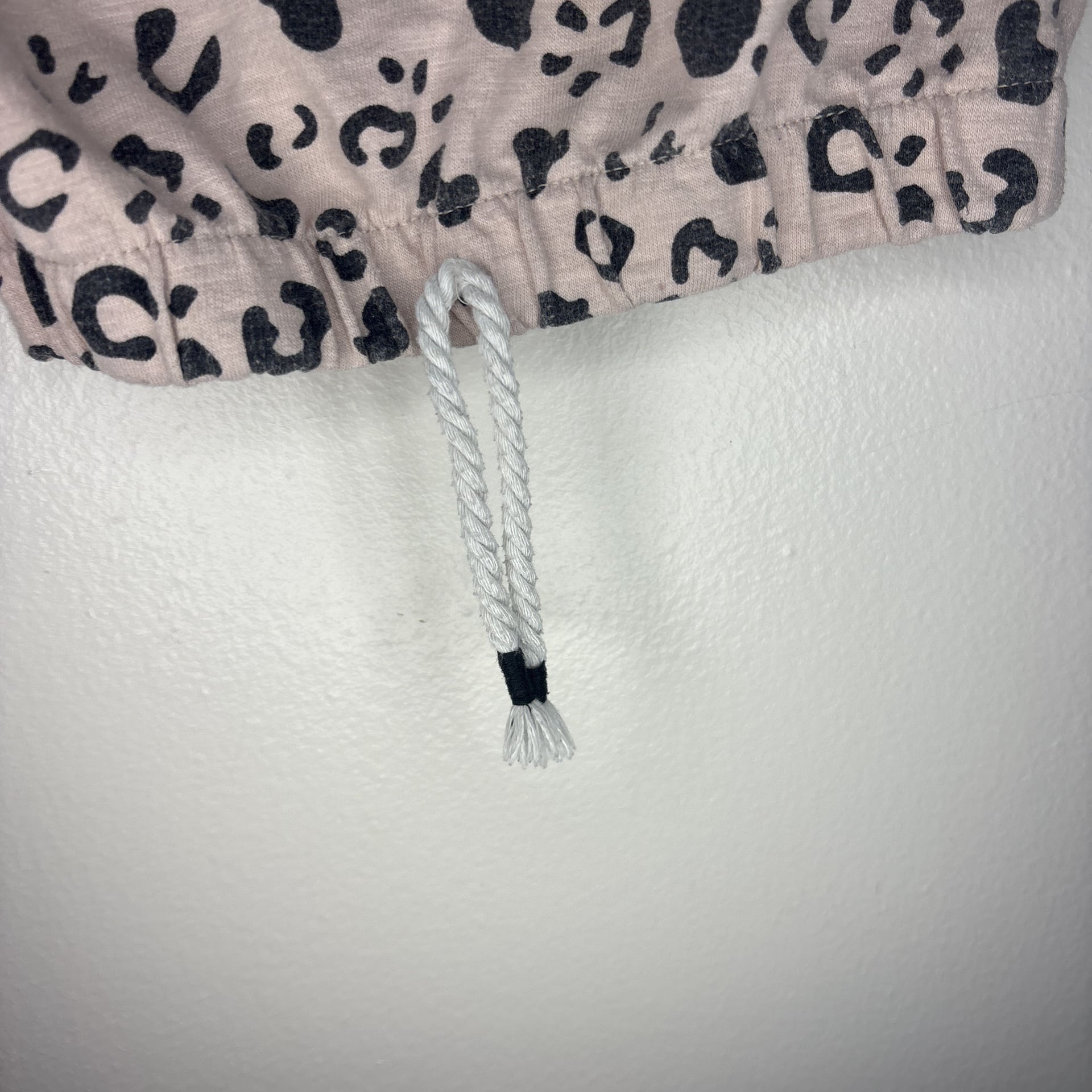 Jessica Simpson Leopard Print Cropped Sweatshirt 7