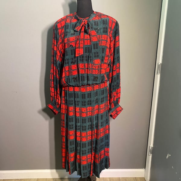 Vintage 1980s Albert Nipon Red Green & Black Plaid Drop Waist Silk Dress