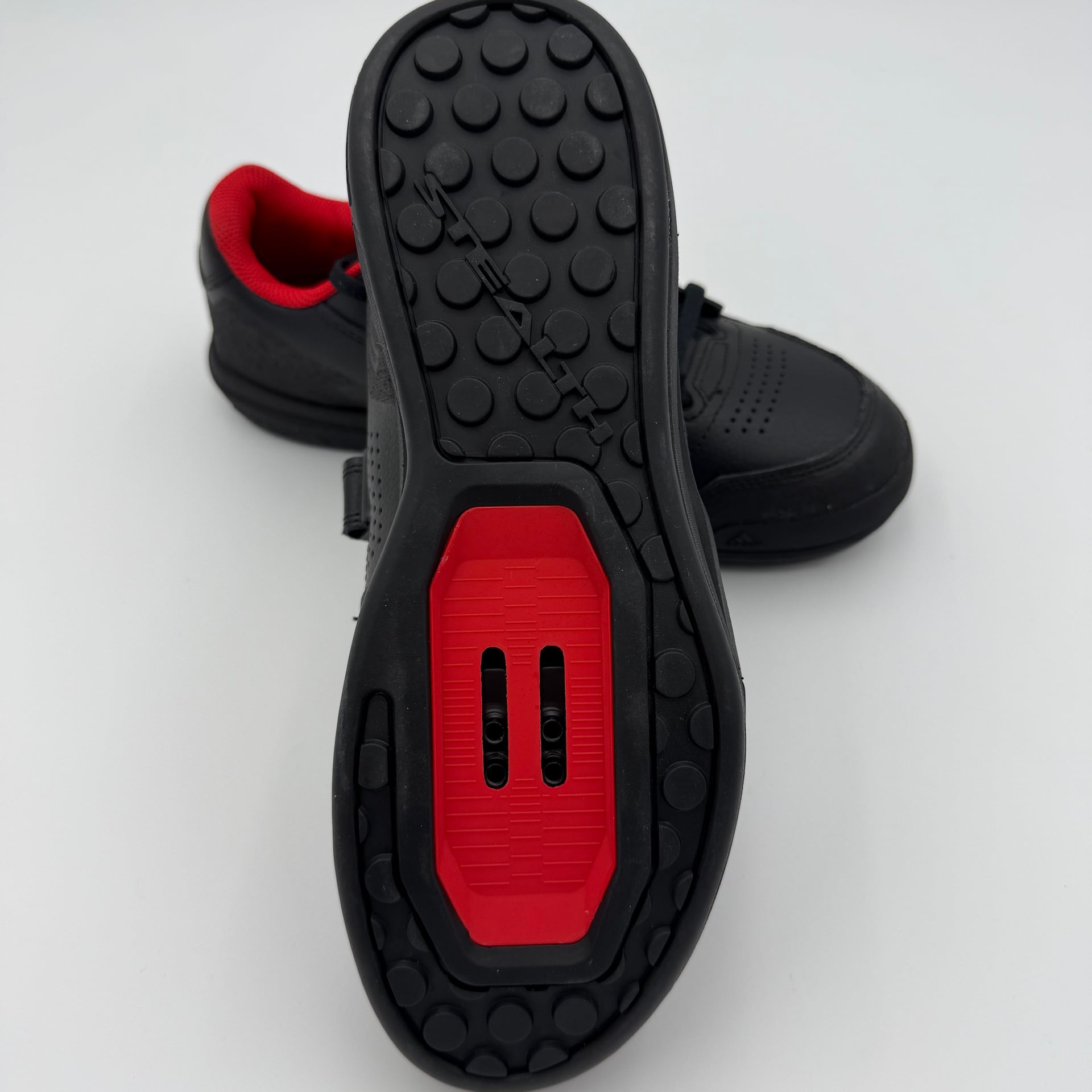 Adidas Five Ten Hellcat Mountain Bike Shoes Black/Red 6