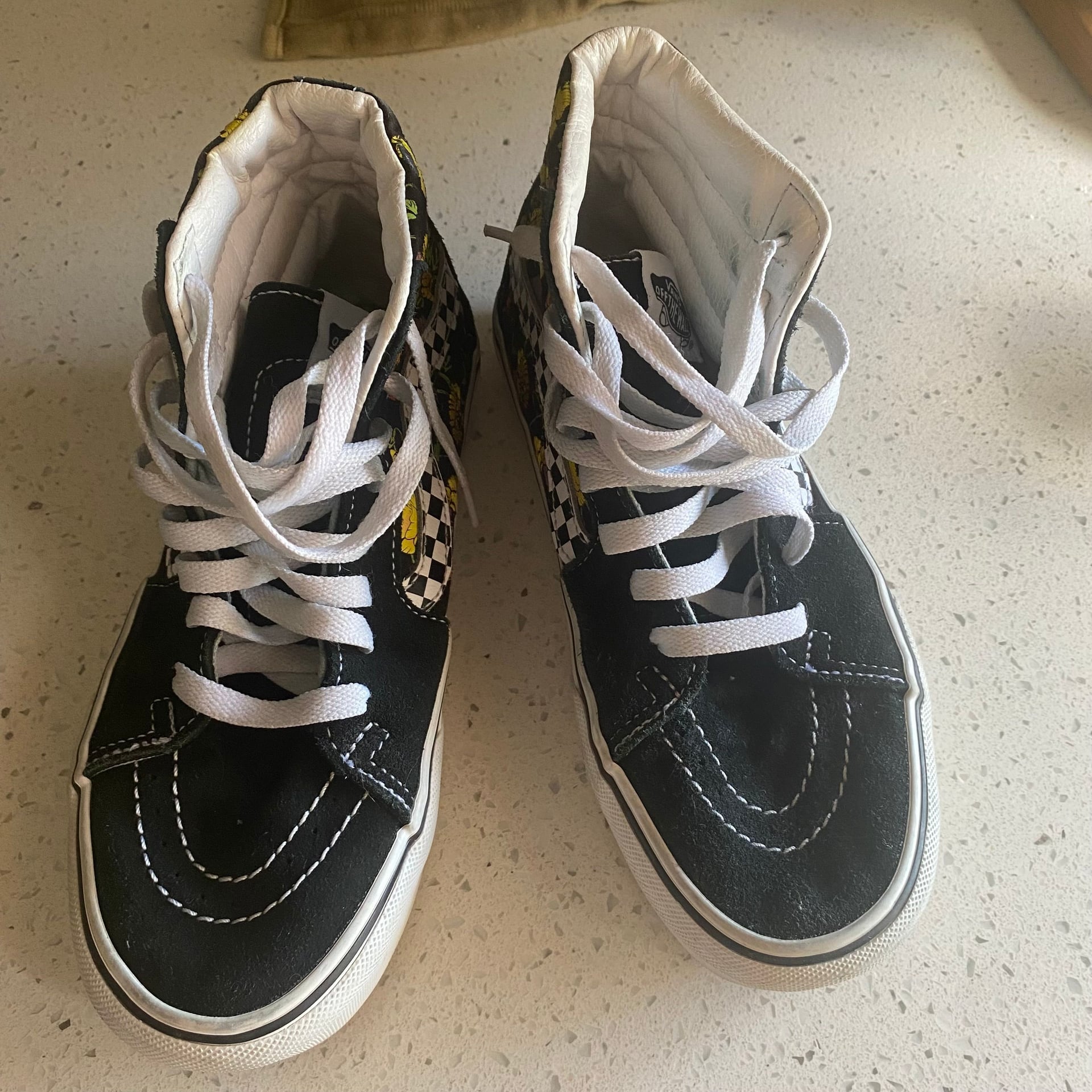 Vans Size 7 NWOT 2