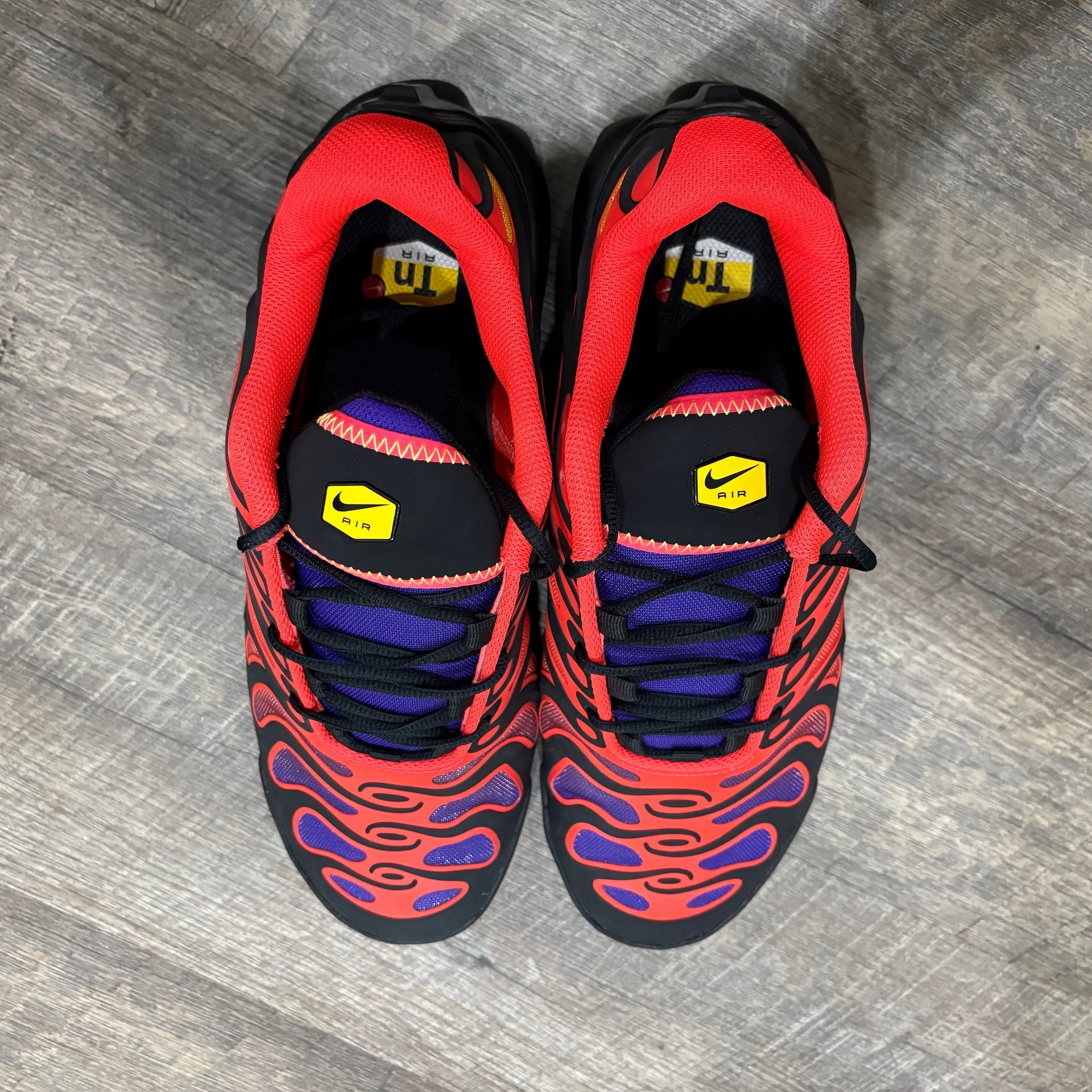 Nike Air Max Plus Drift Men's Shoes Black Bright Crimson 3