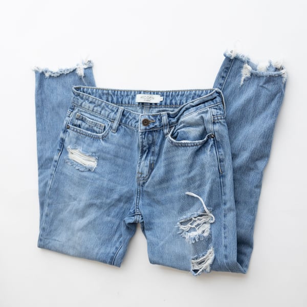 Hidden Los Angeles Light Wash Distressed Jeans