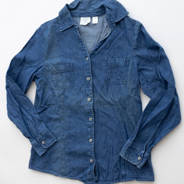 Riders By Lee Women's S/M Blue Denim Chambray Button Up Cotton Shirt Size Small