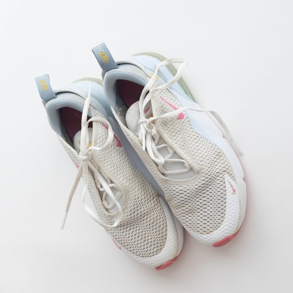 Nike AirMax 270 Kids 2Y