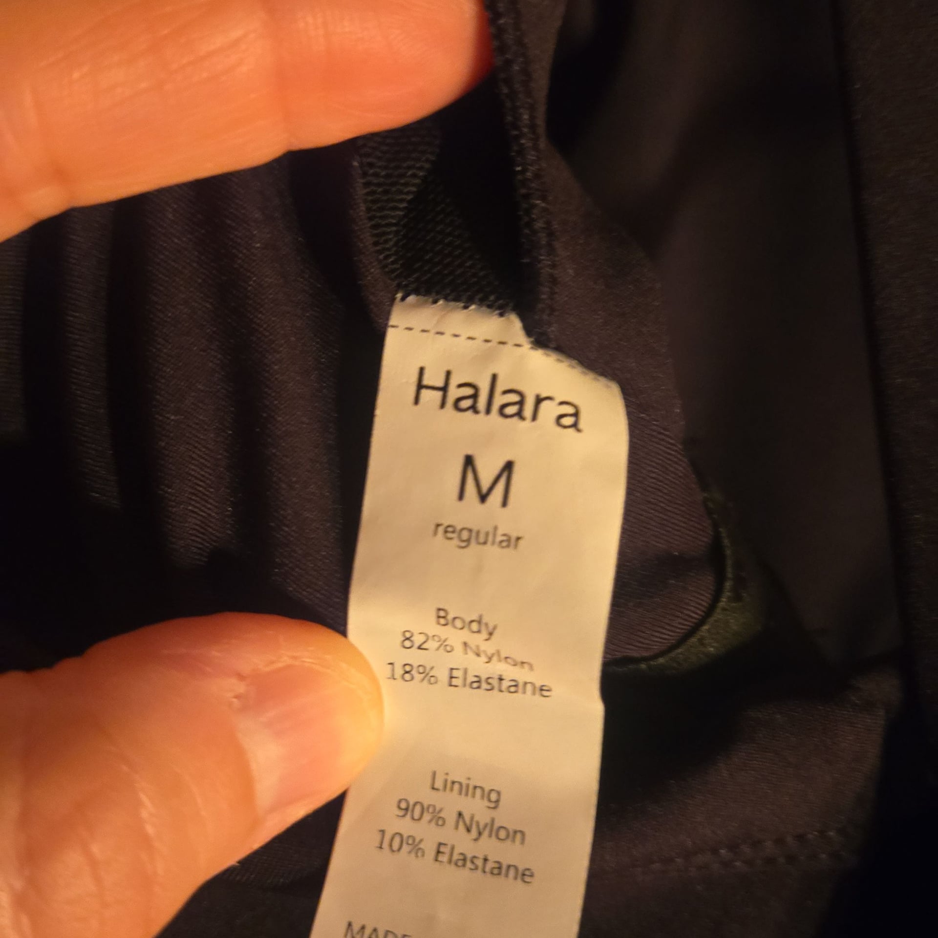 NWT - HALARA - Easy Peasy Romper w. Padded Bra - Size M - Black 7