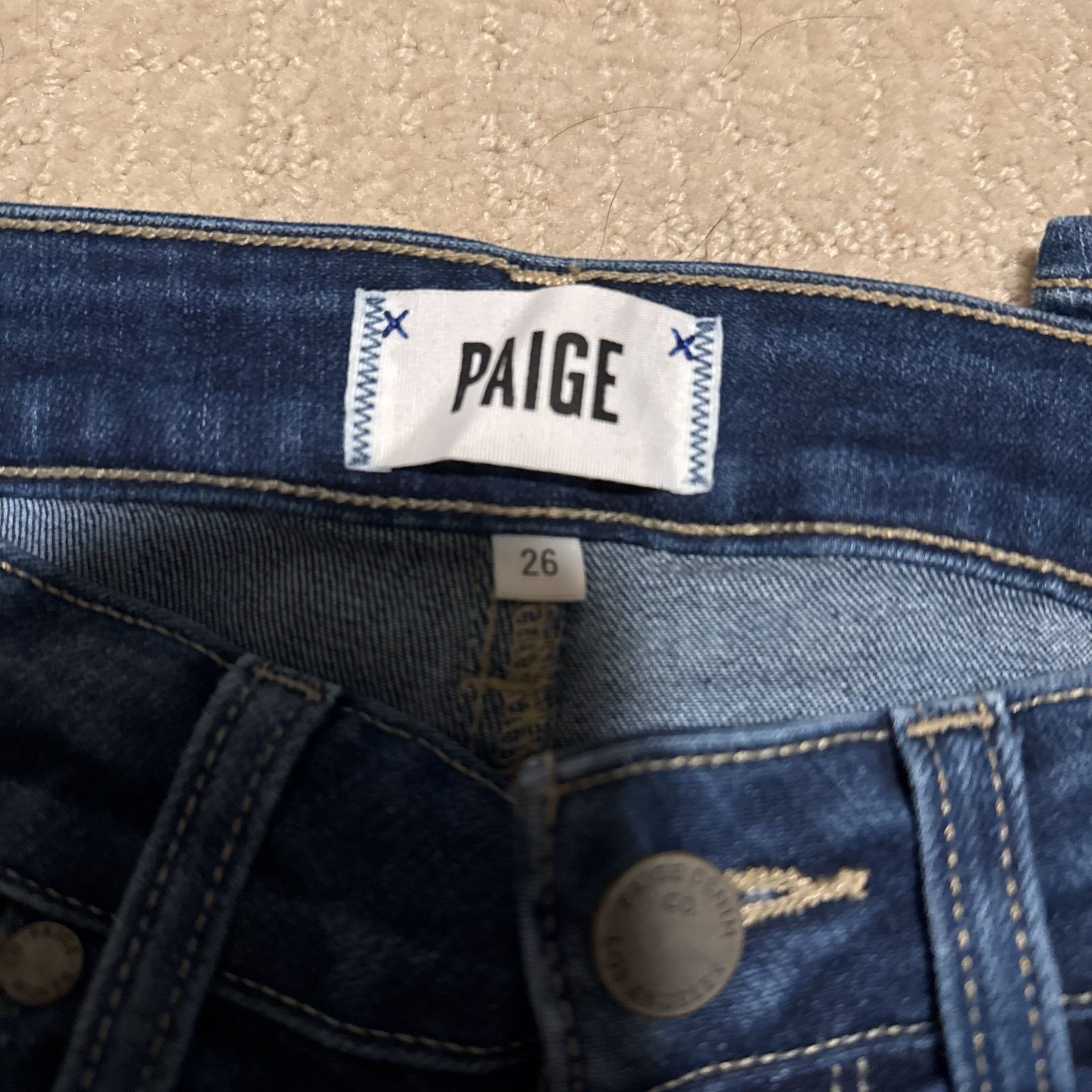 Product thumbnail 4