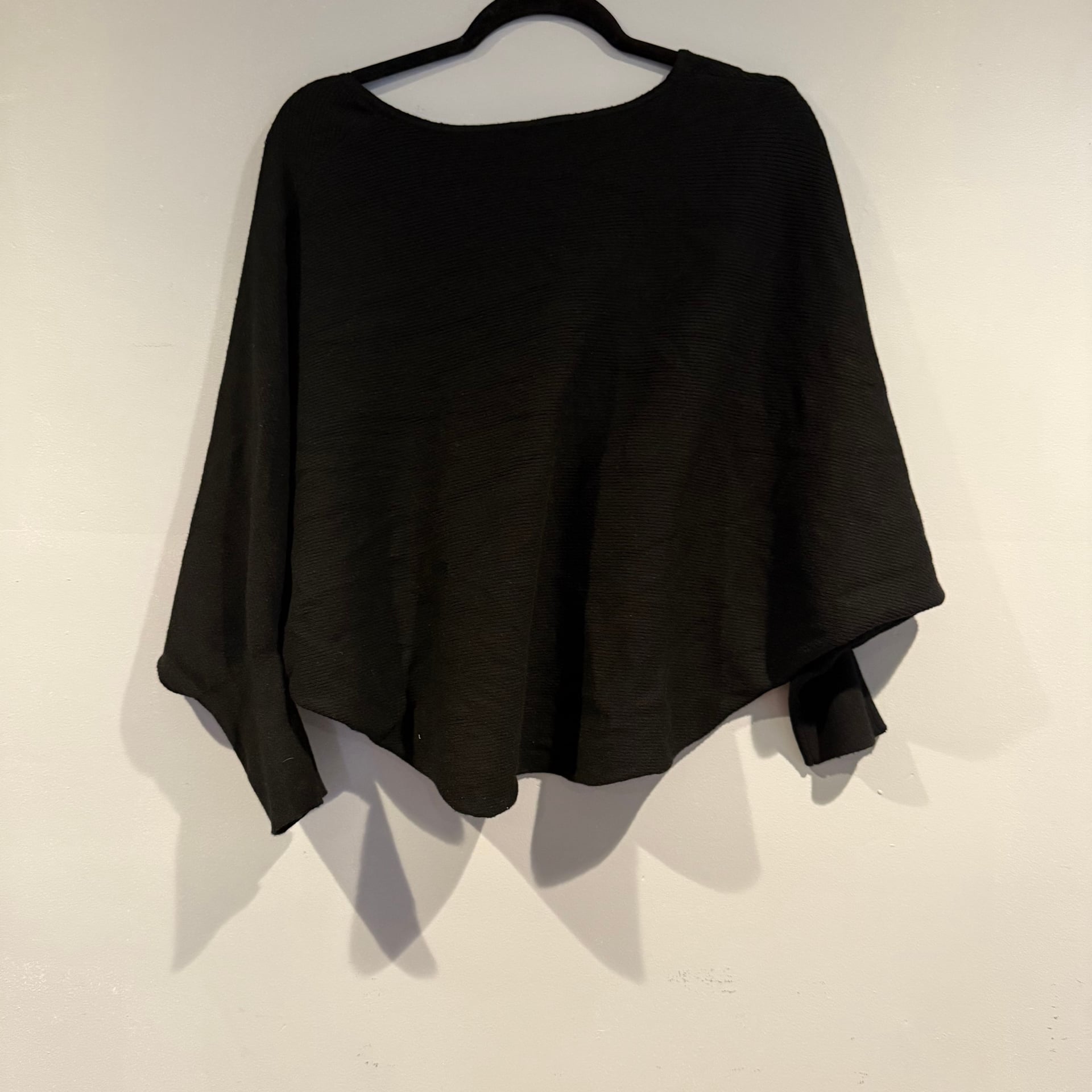 Kerisma Black Oversized Batwing V-Neck Sweater Poncho Style Knit One Size 3
