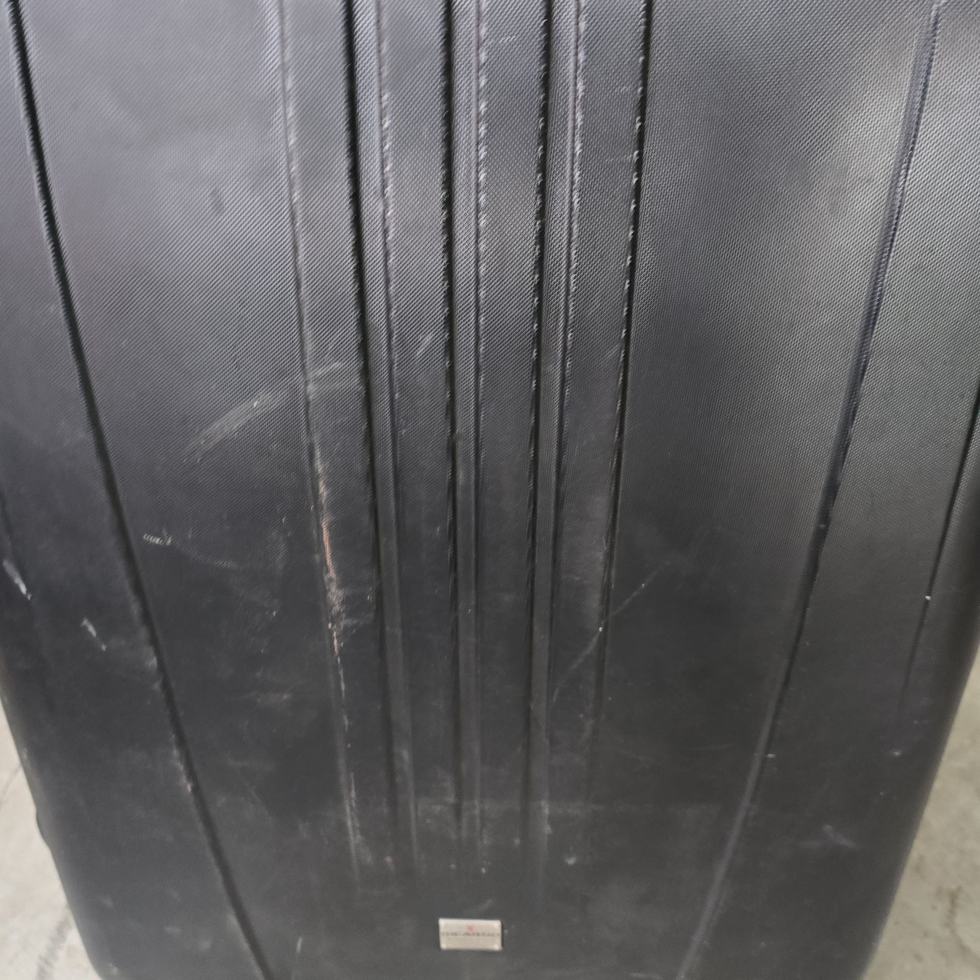 Samsonite Hard Shell Rolling Suitcase 2