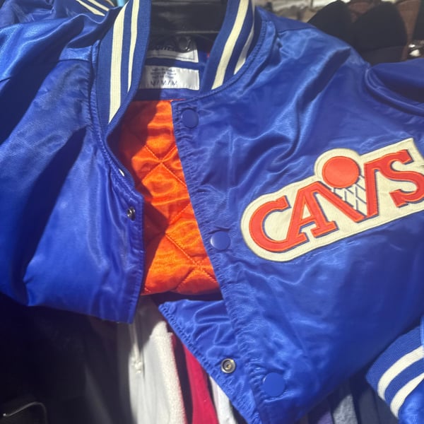 Vintage Cleveland Cavaliers Starter NBA Satin Jacket