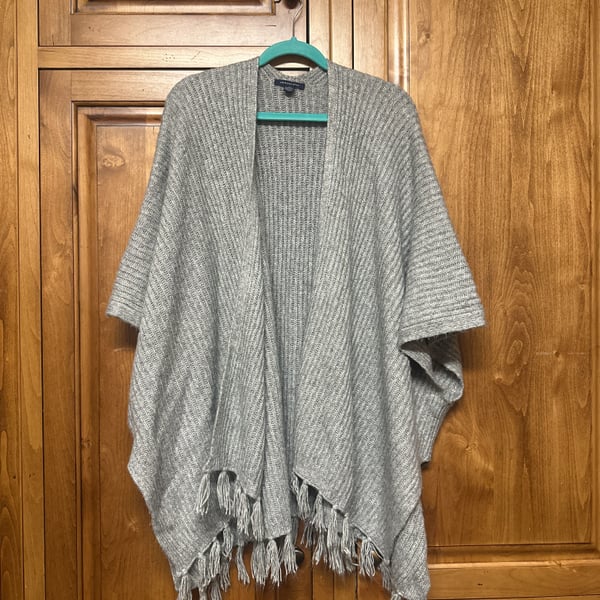 American Eagle Women's Shawl Wrap Sweater Fringe Kimono Heather Gray Knit
