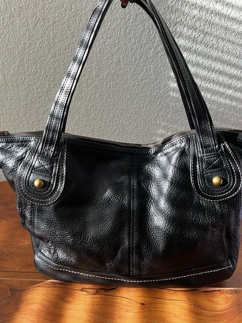 The Sak Black Leather Shoulder Bag Handbag Purse
