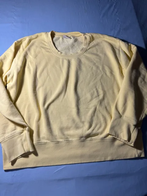 Vintage Akwa Crewneck Sweatshirt Yellow Made in U.S.A.