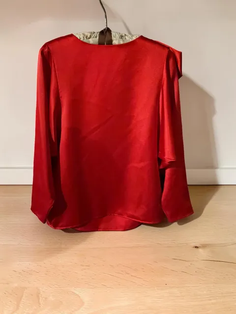 Lucia Blouse Size 6 Red Satin Bow Long Sleeve