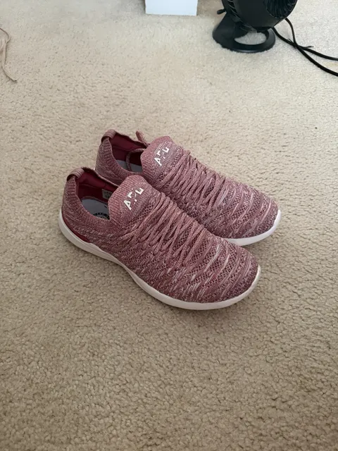 APL TechLoom Wave W Size 11 Pink Melange Running Sneakers