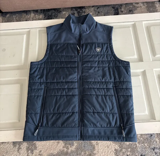 Ariat Vest Size L Navy Blue Full Zip Puffer Softshell
