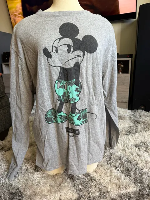 Disney x Neff Mickey Mouse Long Sleeve T-Shirt Size L Gray Graphic Tee