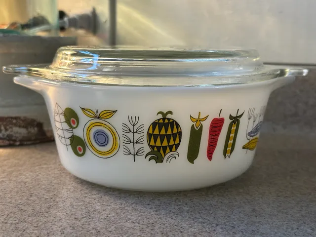 JAJ Pyrex Meran Casserole Dish 6.1/4" - UK, 472 equivalent
