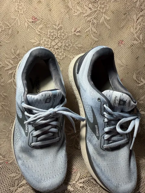 LUS 11 Brooks Glycerin 18 Size 10 Blue Running Shoes