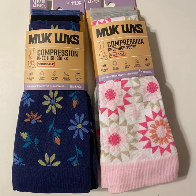 Muk Luks Compression Knee High Socks Size 6-10 Wide Calf 3-Pack bundle total of 6 socks new