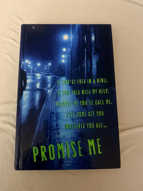Promise me book
BY HARLAN COBEN HARDCOVER