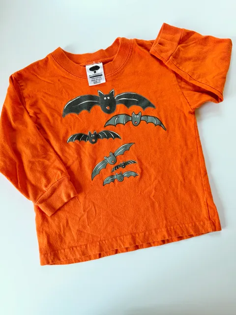 Vintage Mulberibush halloween bats Long Sleeve Shirt Size 2T