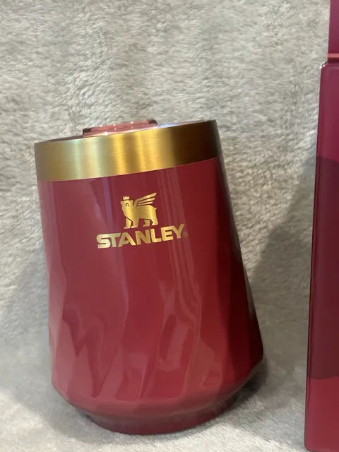 The Valentine's Day Textured Reserve Wine Tumbler