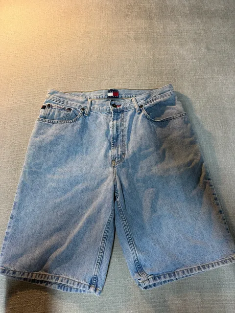 Tommy Hilfiger Denim Shorts Size 34 Light Wash Jorts