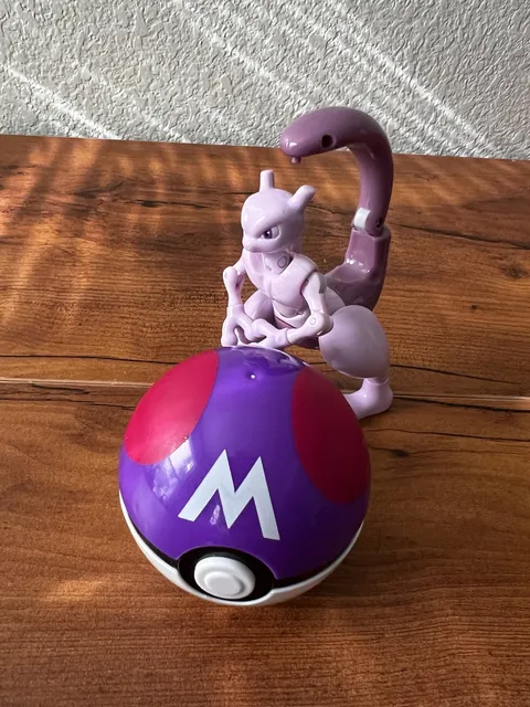 Pokemon Mewtwo Action Figure with Master Ball
