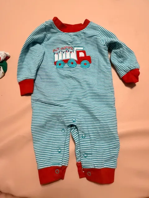 Ishtex Baby Christmas Truck Striped Footed Romper Size 0-3M