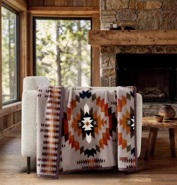 NEW Pendleton Reversible Plush Throw Blanket Sonoran Dusk 50”x70”