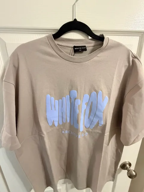 White Fox Archive 6.0 T-Shirt Size M/L Tan Graphic Tee
