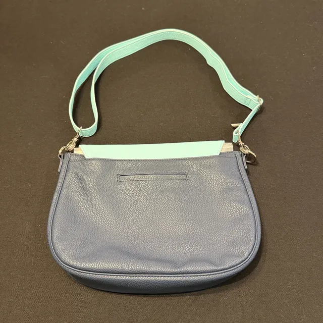 Thirty-One Studio Crossbody Purse Flap Rabat Navy Blue And Aqua