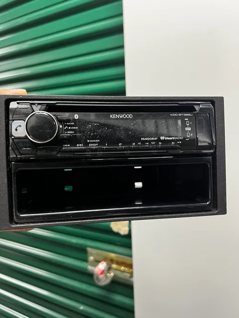 Kenwood KDC-BT365U Car Stereo CD Receiver Bluetooth