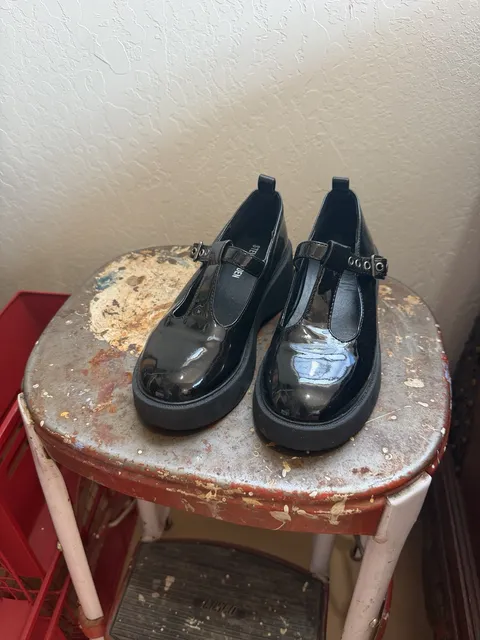 Steve Madden Gene T-Strap Platform Shoes Size 13 Black Patent
